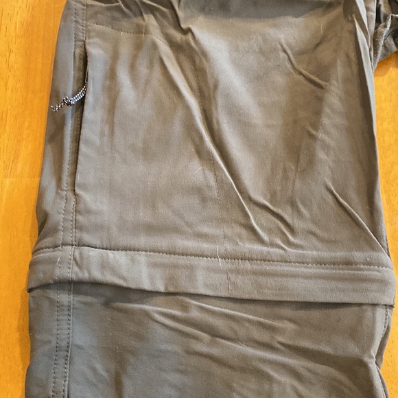 Columbia women’s convertible pant size 10 - Picture 4 of 8